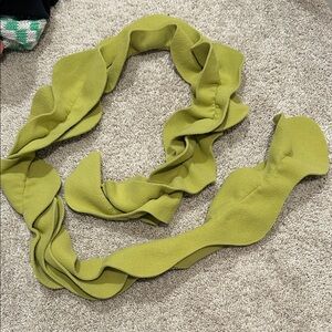Elegant Green Ruffled Scarf